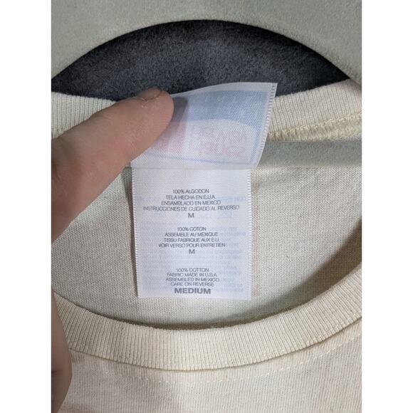 Hanes Her Way Women’s Medium Wishes Are Worth Holding Teddy Bear T-Shirt VTG - Picture 4 of 8